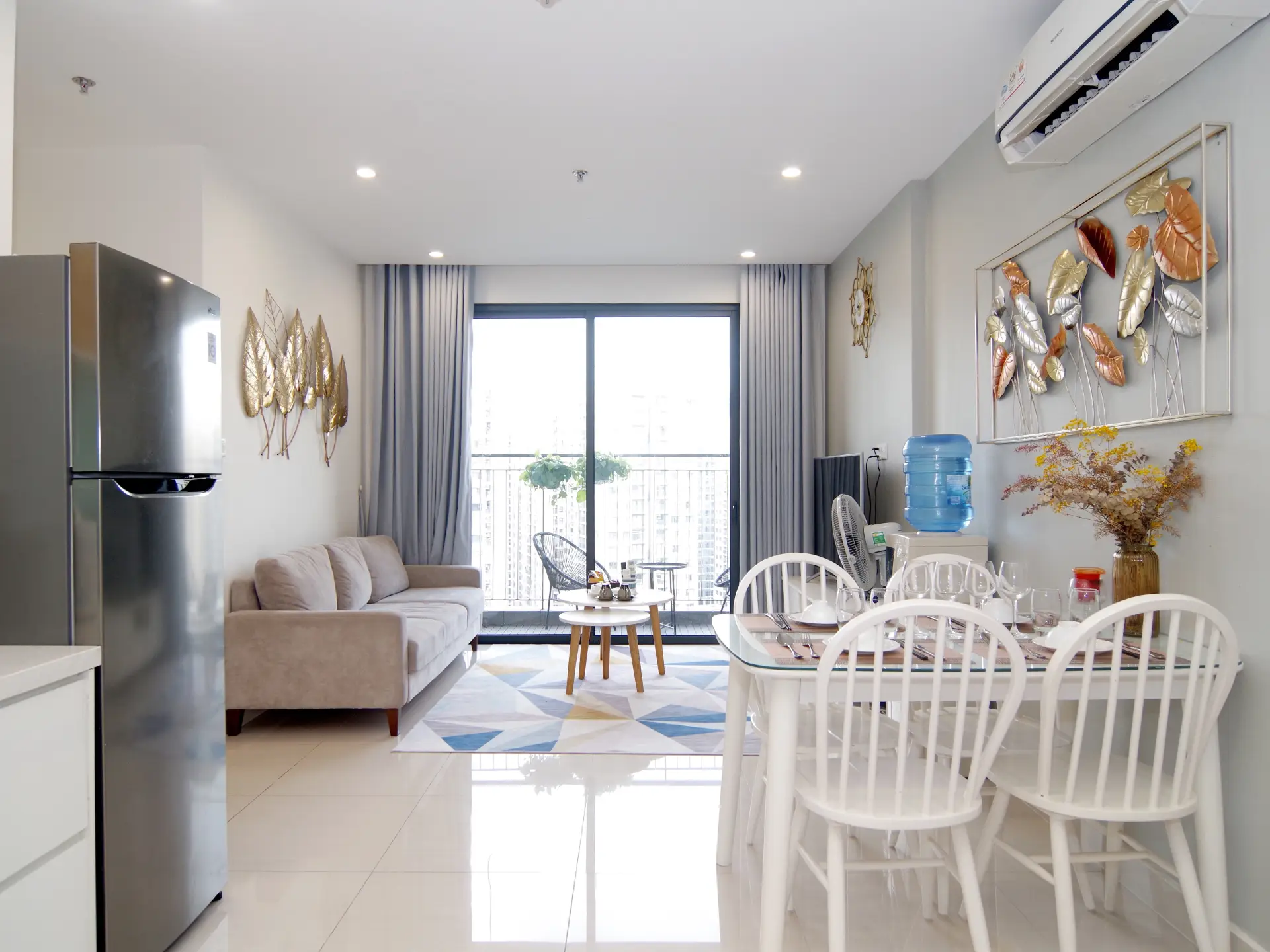 Vinhome Ocean Park- 3Bed – living room