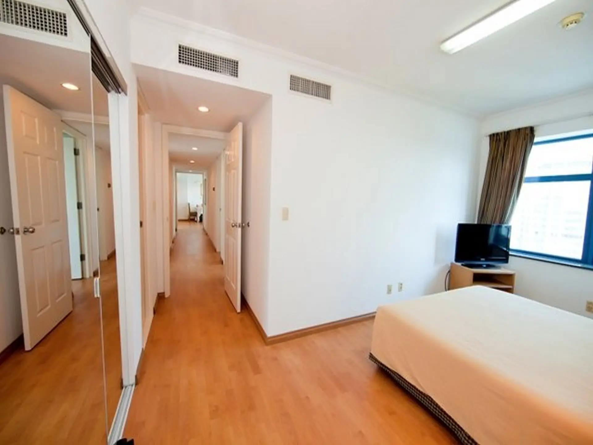 z6306878871997_617d78b2abb0707760d78e85ff6a9178