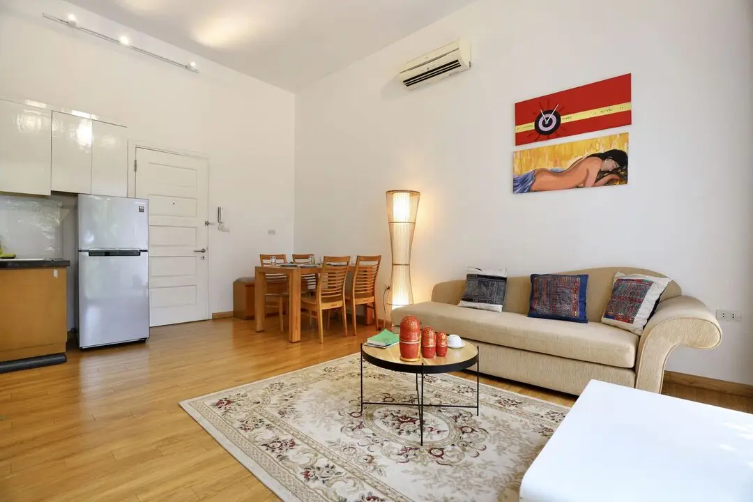 Toan Tien Housing _ 26 Pham Huy Thongリビングのソファ