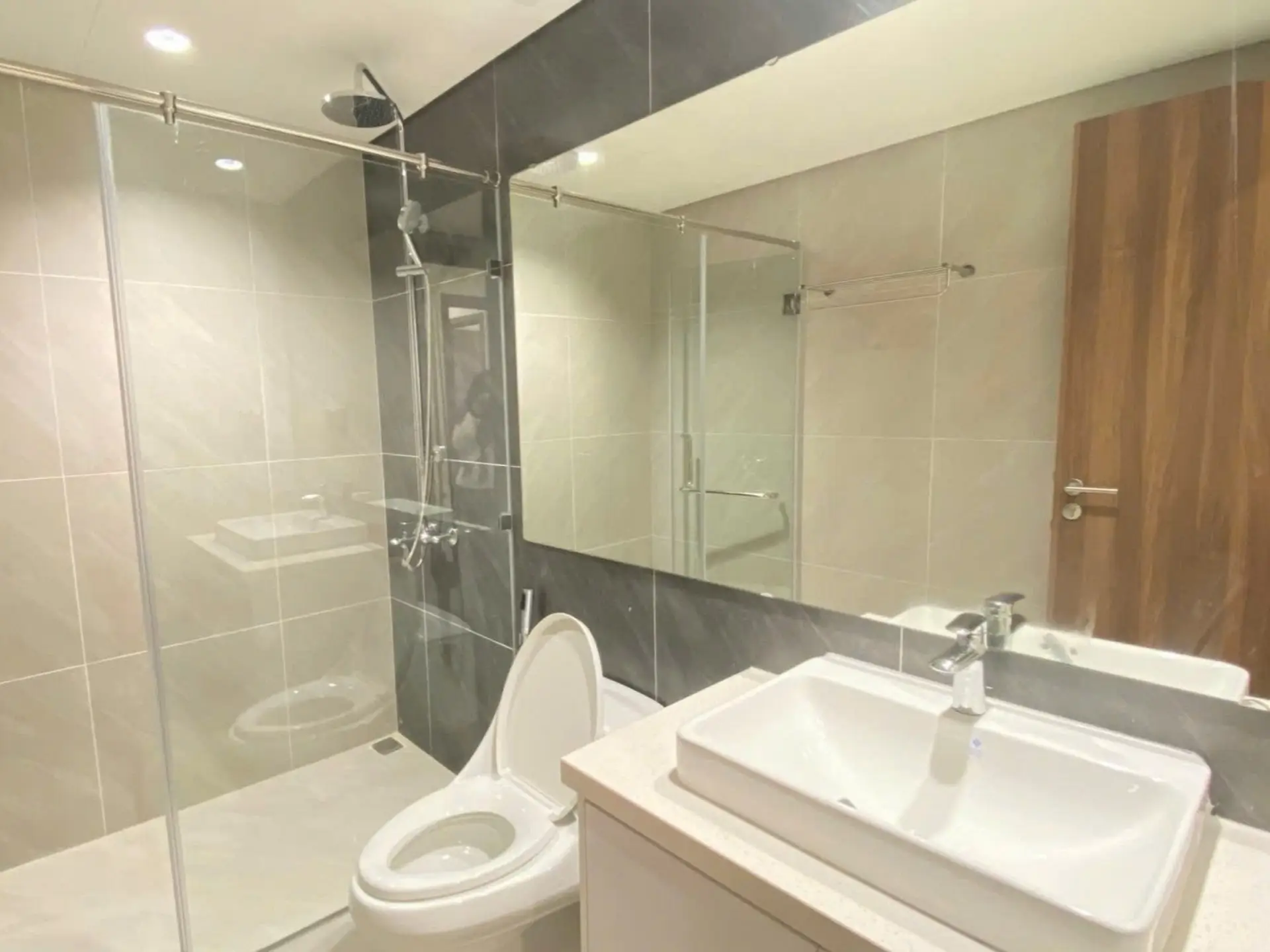 Mipec 3 bed_bathroom