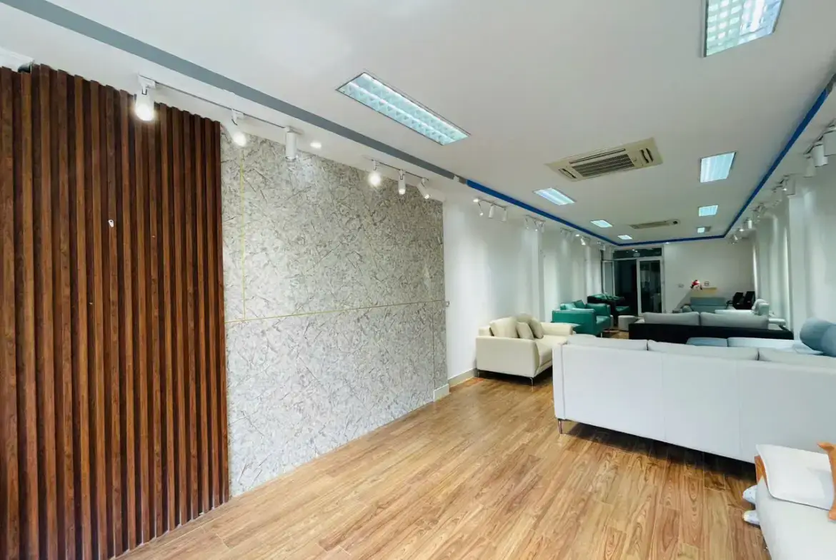 TH-Office-435-Nguyen-Khang
