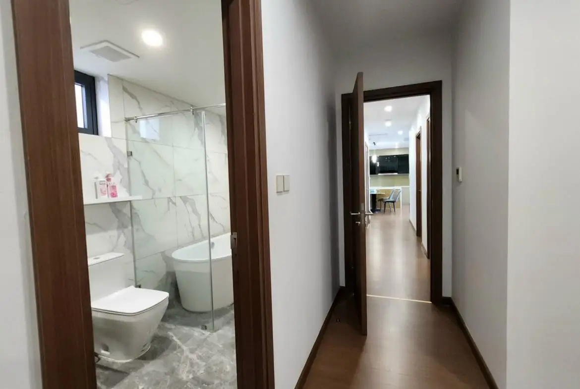 The Matrix One_A12a廊下