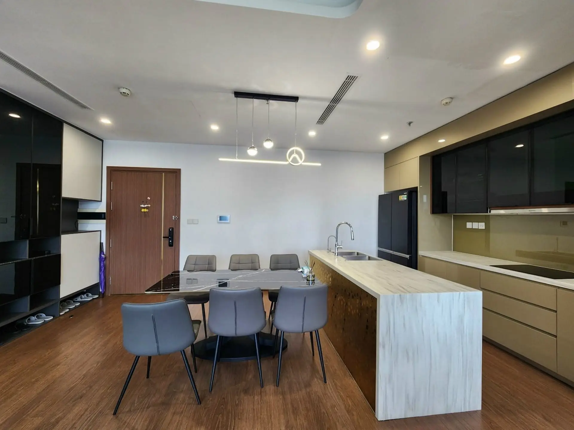 The Matrix One Bao An kitchen (5) The Matrix One_A12aダイニングルーム