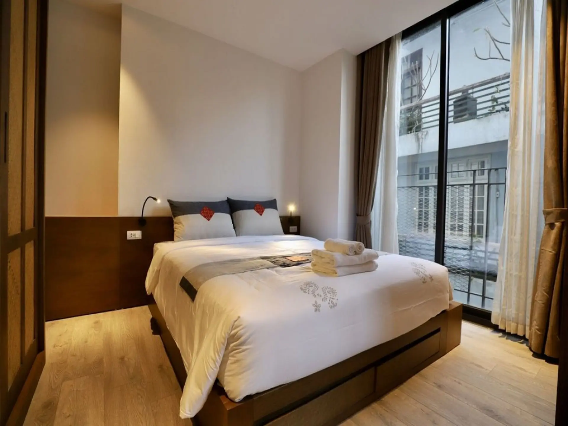 Toan Tien Hidden Village bedroom