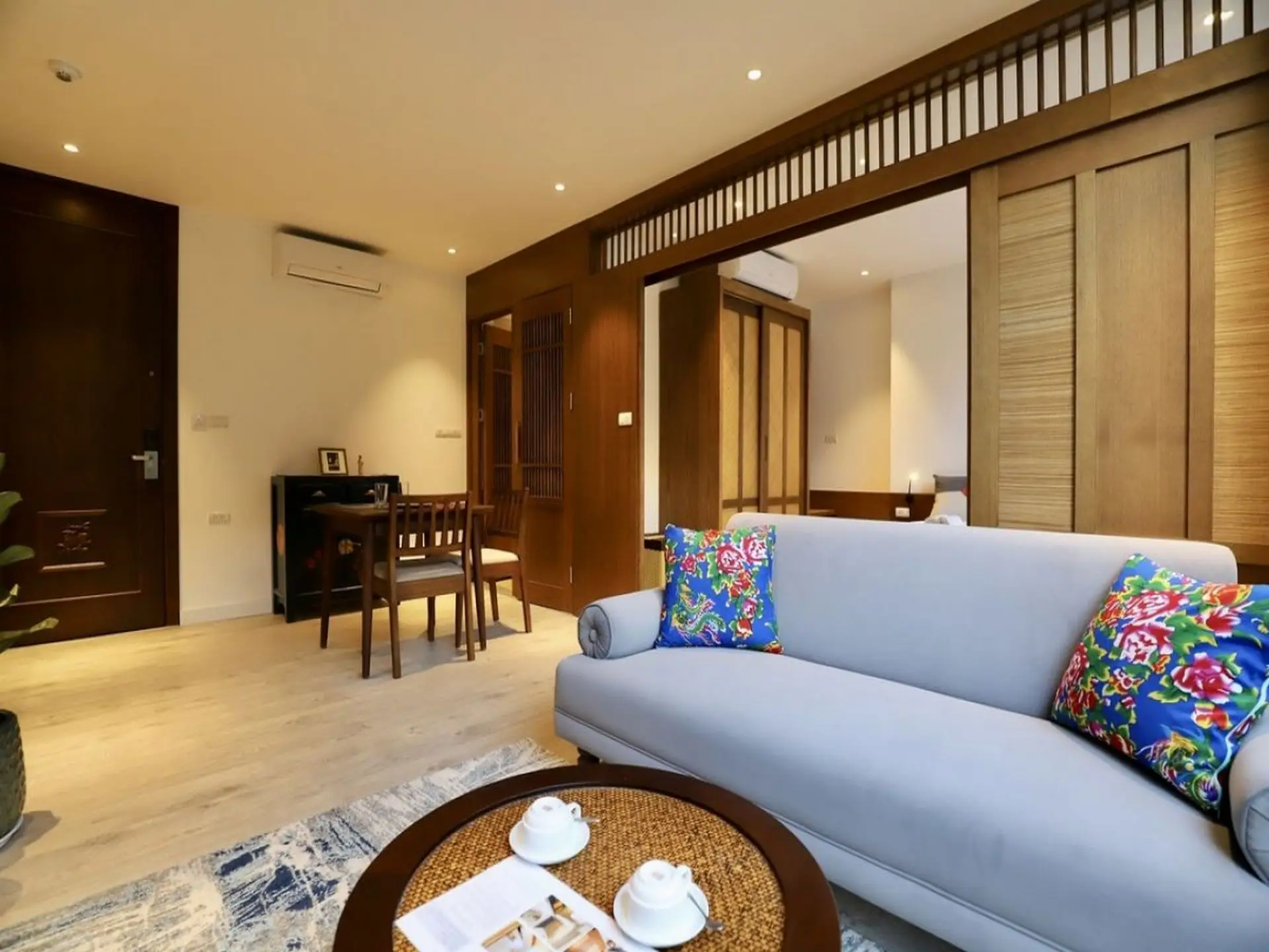 Toan Tien Hidden Village sofa