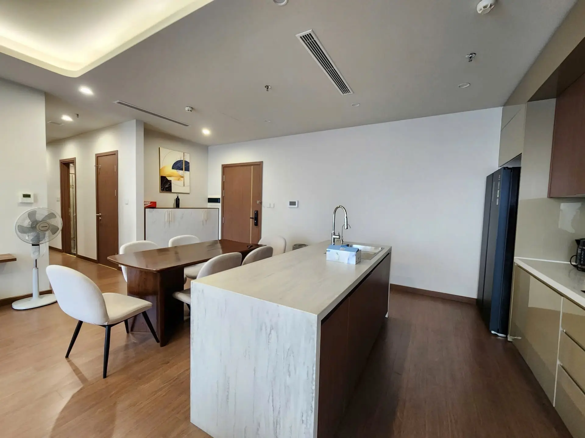 the matrix one A40x7 3bed kitchen The Matrix One_A 40Fキッチン