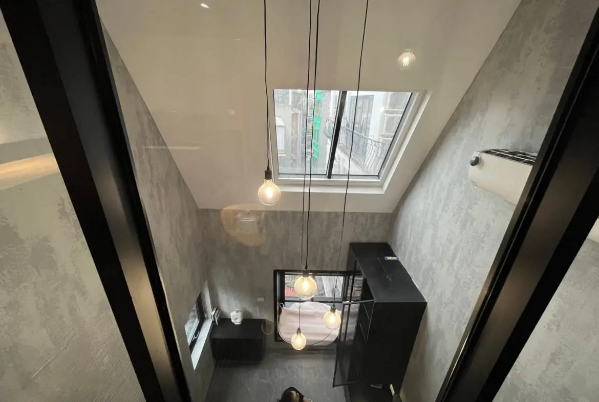 Apartment226 Buoiの吹き抜け