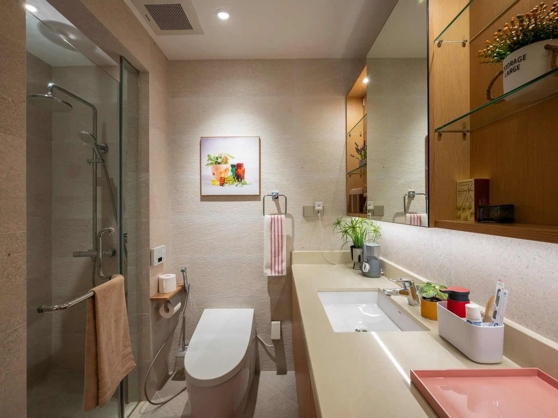 ACOVA RESIDENCEのトイレ