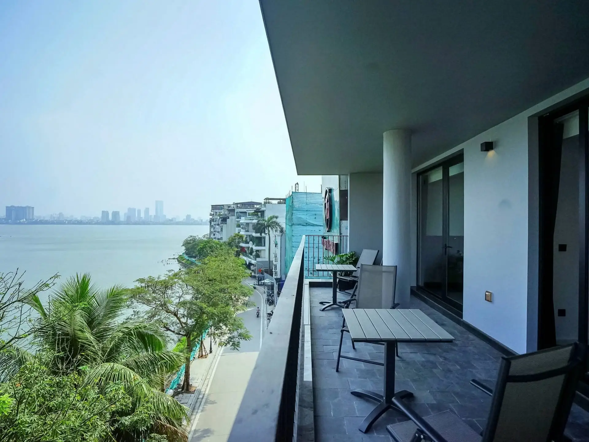 Hanoi Housing Quang An_4bed_401_ balcony