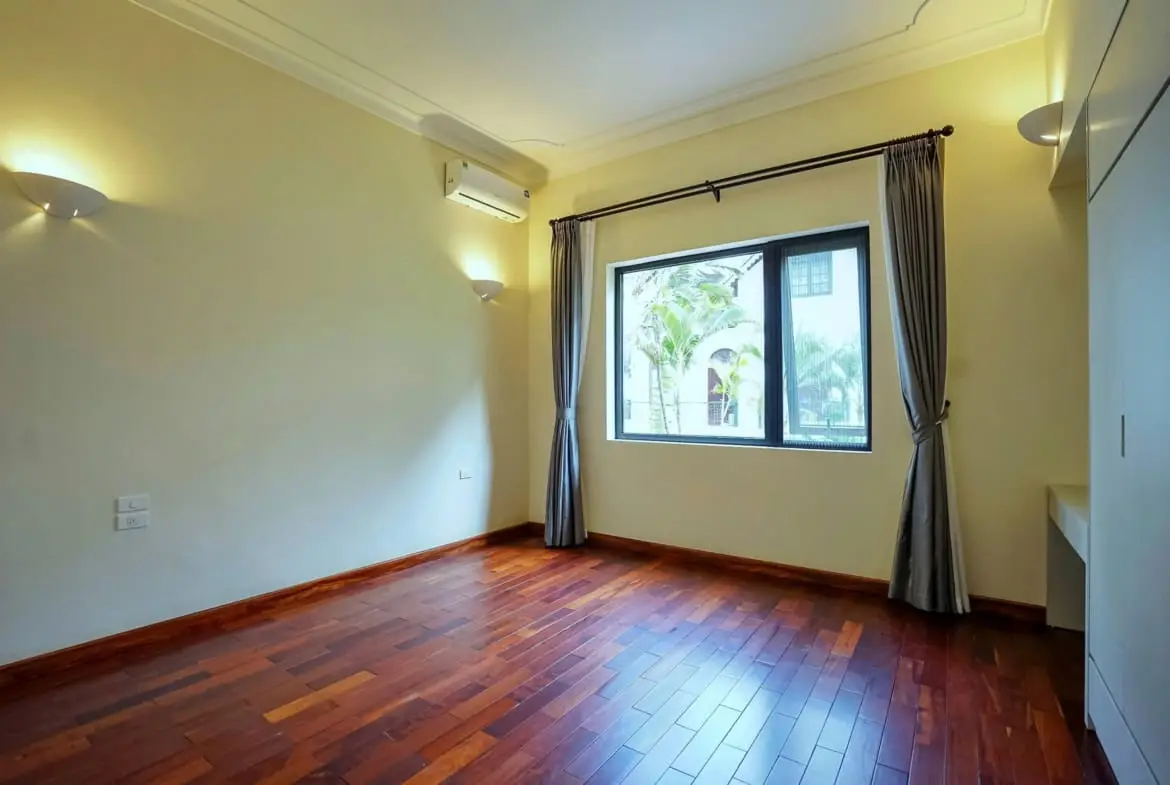 Hanoi Housing_Villa_ 7 ngo 52 To Ngoc Van_bedroom (6)