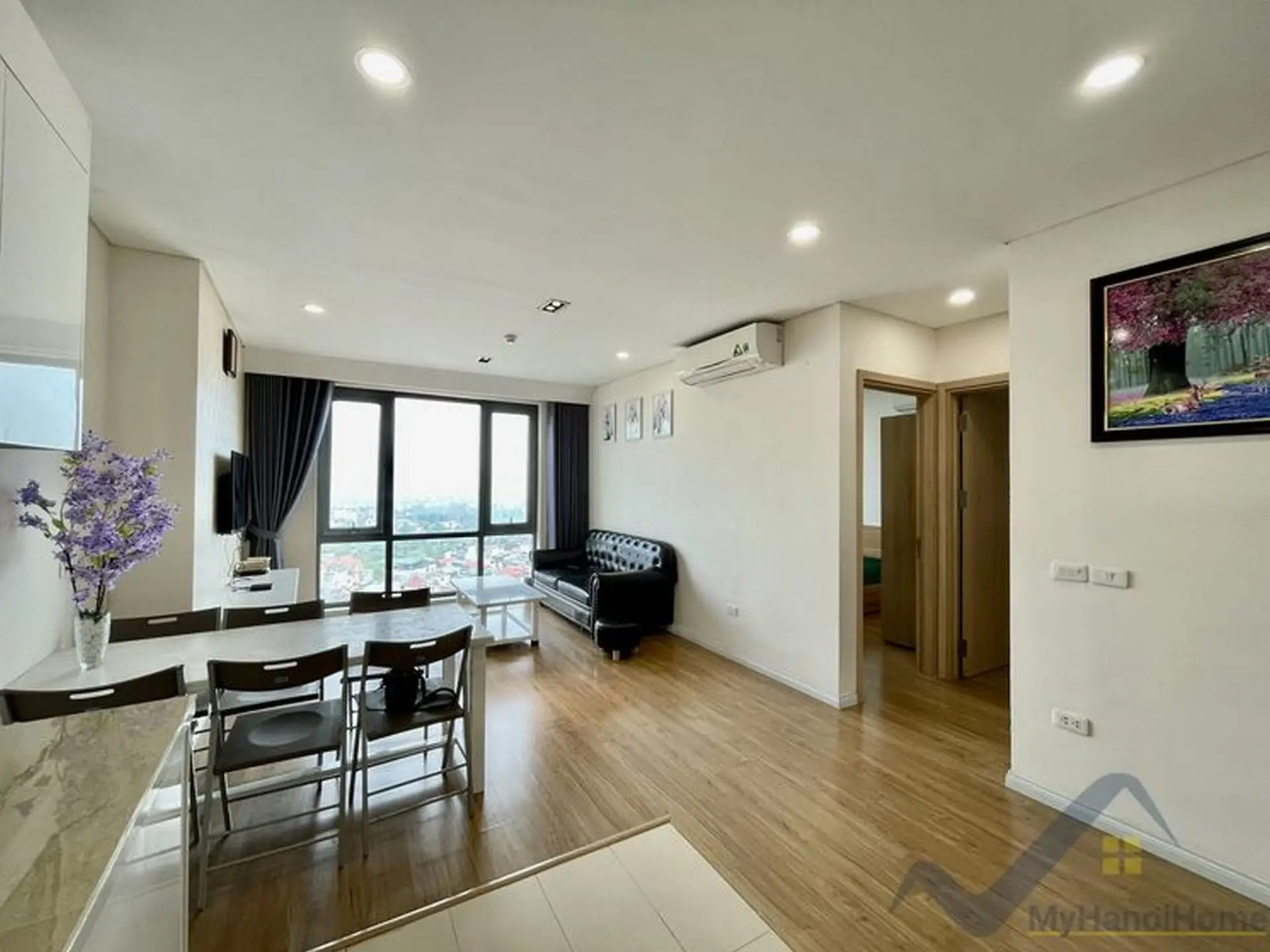 Mipec Long Bienリビングとダイニング