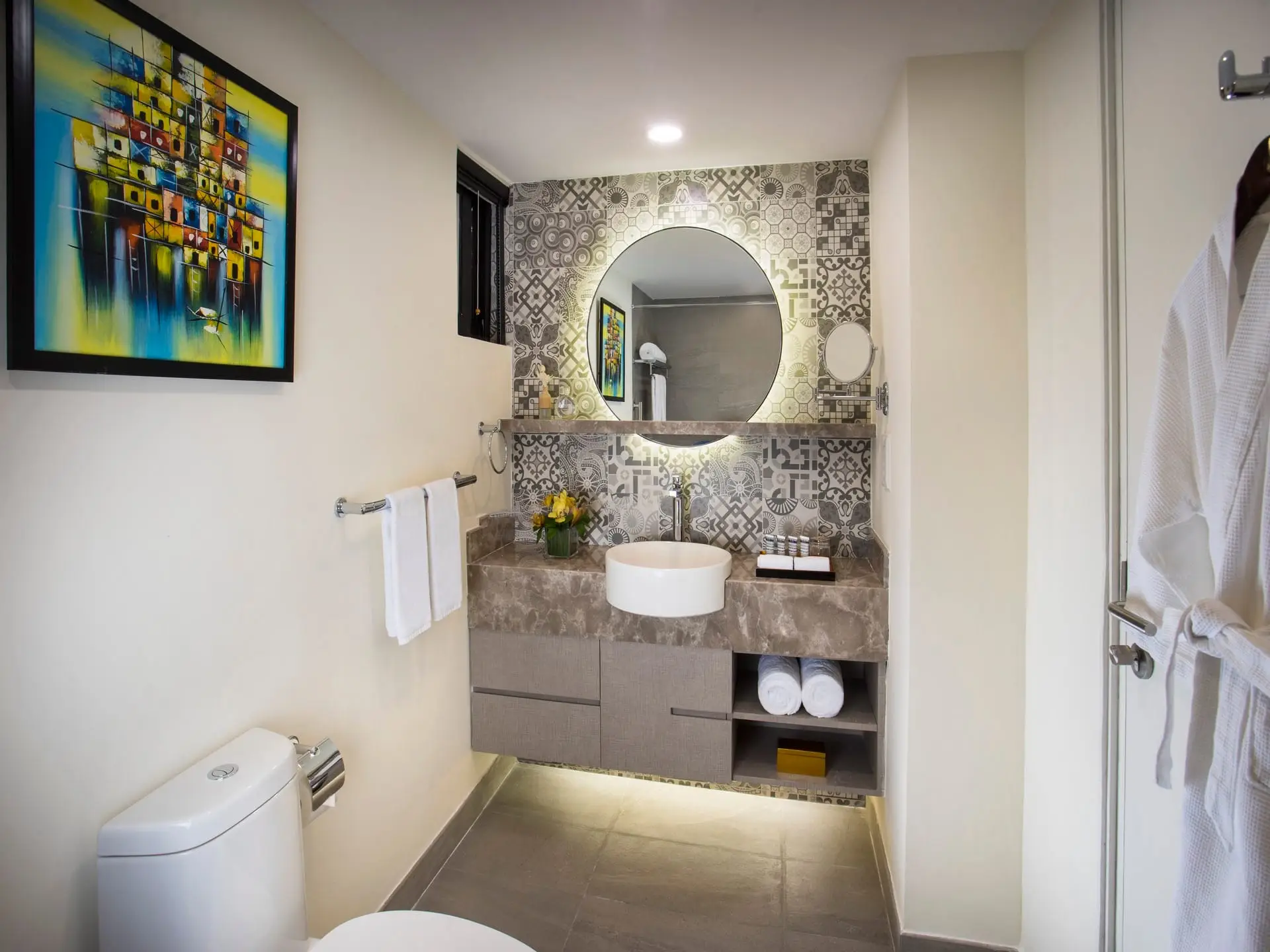 Somerset Grand Hanoiのバスルーム