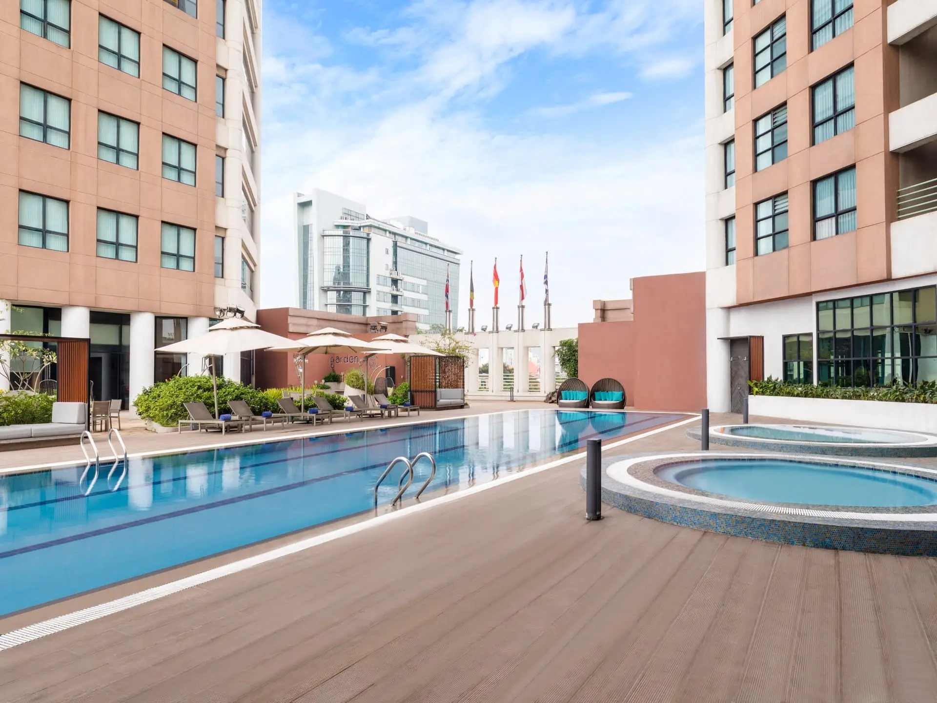 Somerset Grand Hanoiのプール