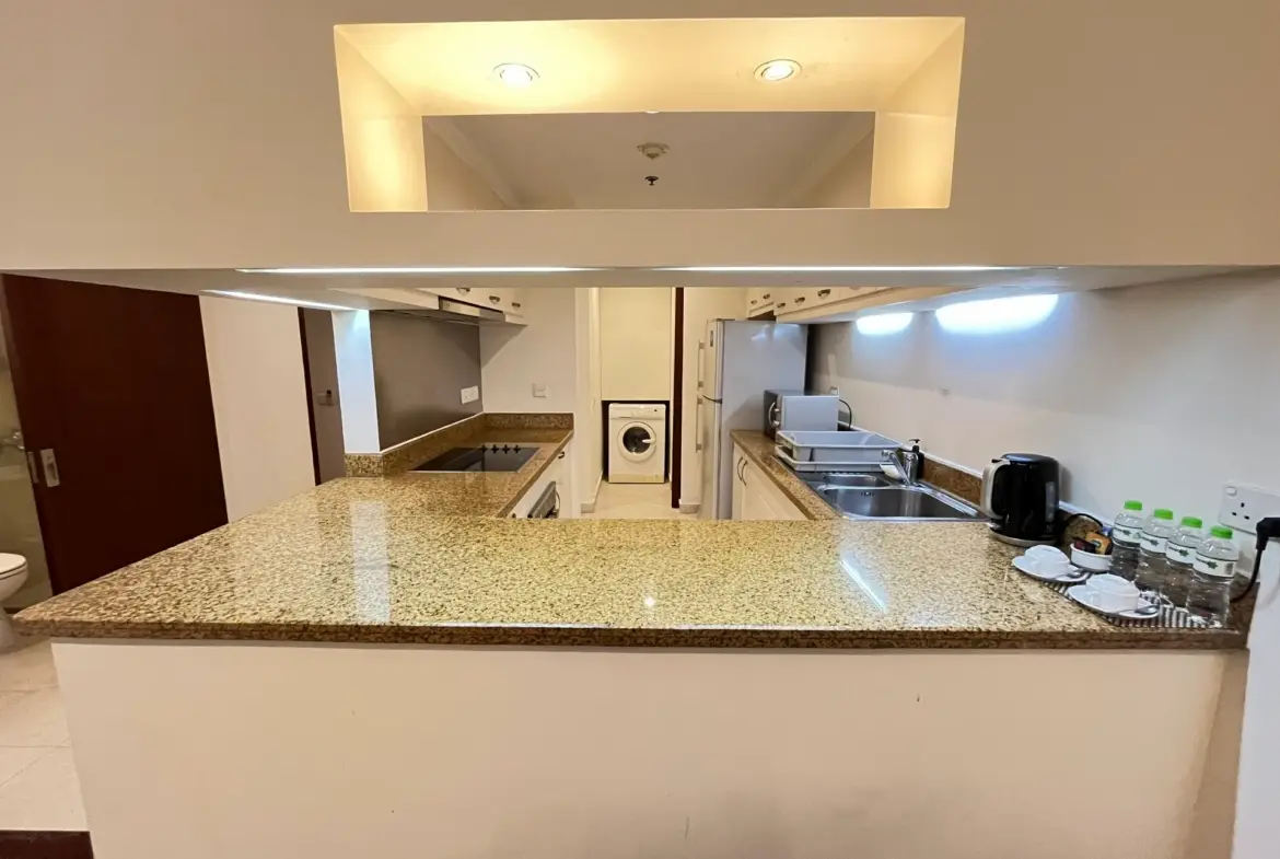 Wil que Westlake kitchen コの字方のキッチン