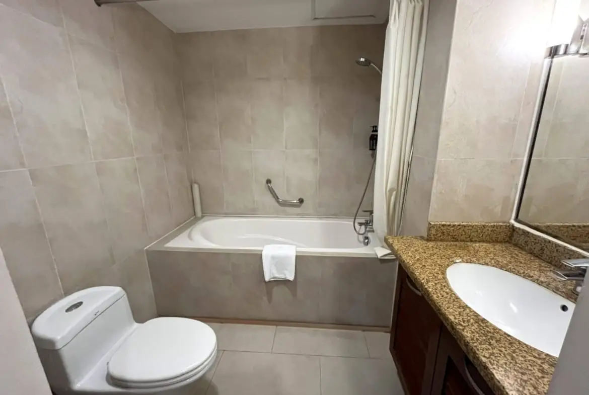 Wil que Westlake toilet