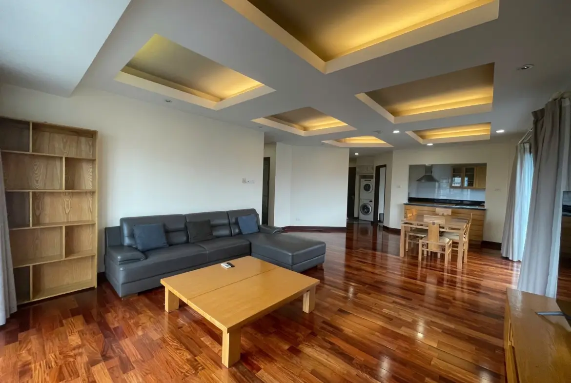 Elegant Suite Ha Hoi_2bed livingroom