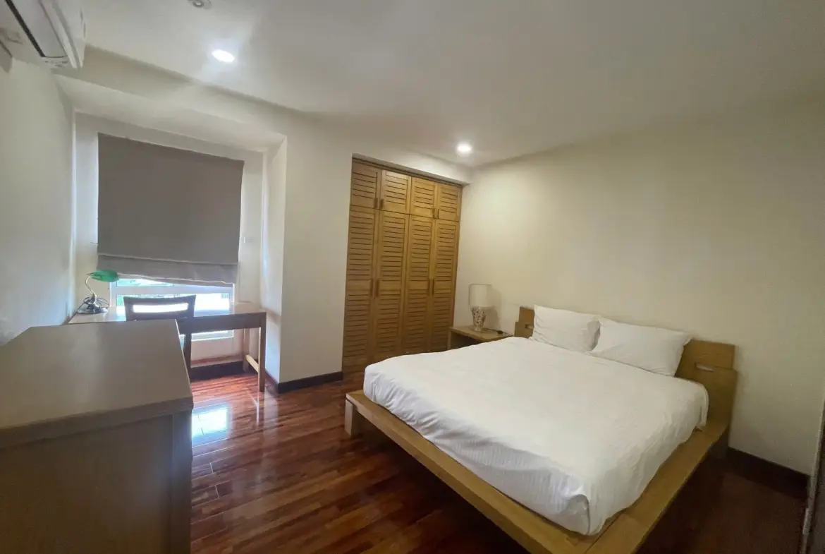 Elegant Suite Ha Hoi_2bed_bedroom