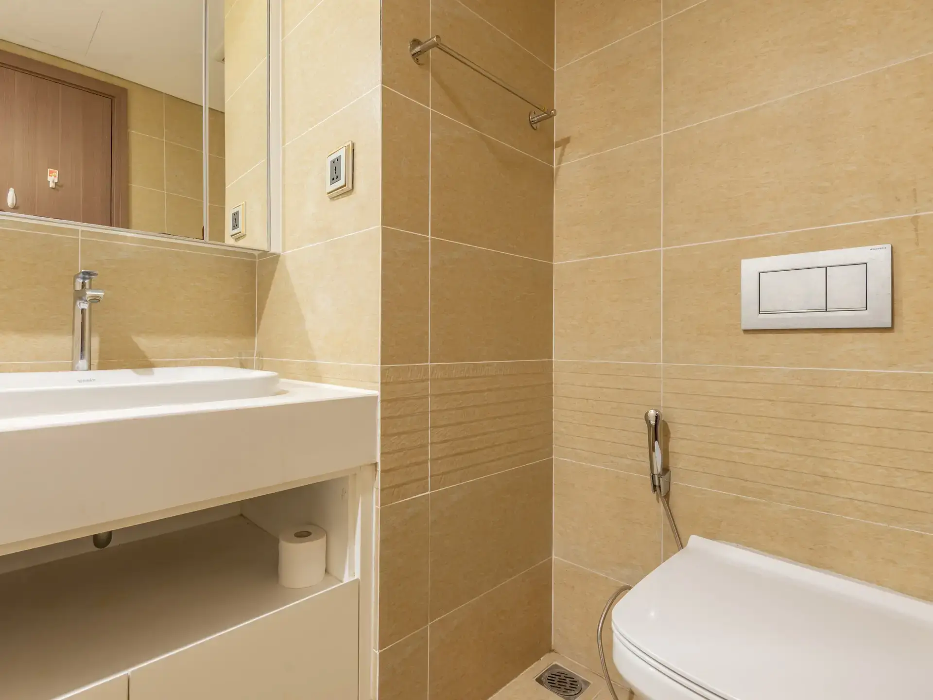 Metropolis M2 12A15 2bed_ bath (3)