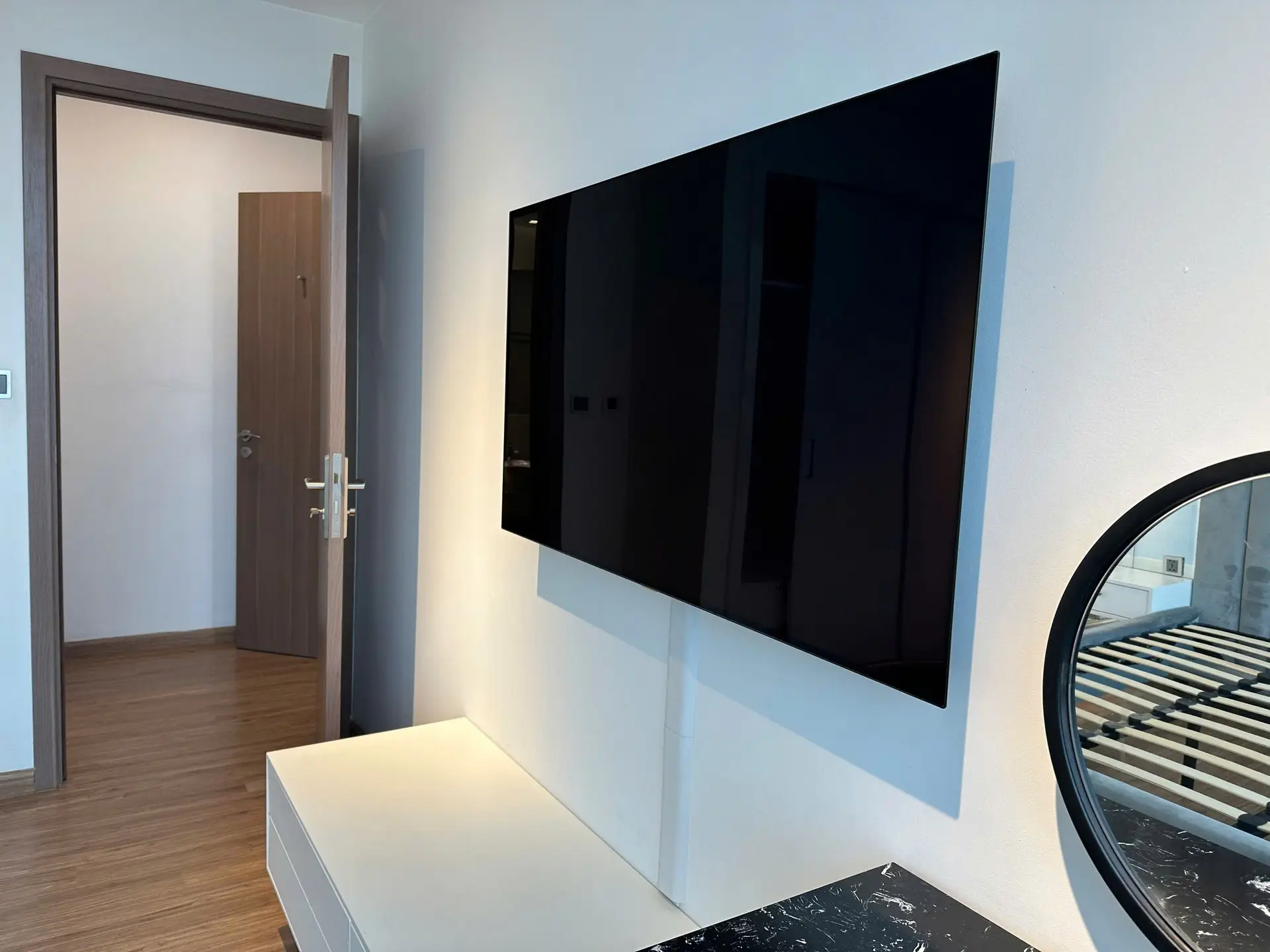 Vinhome Metropolis M1 20F_ TV
