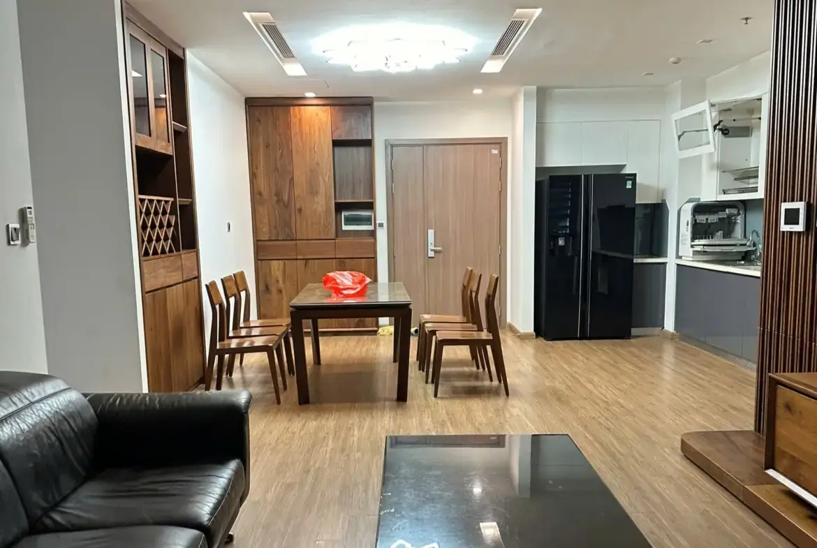 Vinhome Metropolis M1 20F_ livingroom