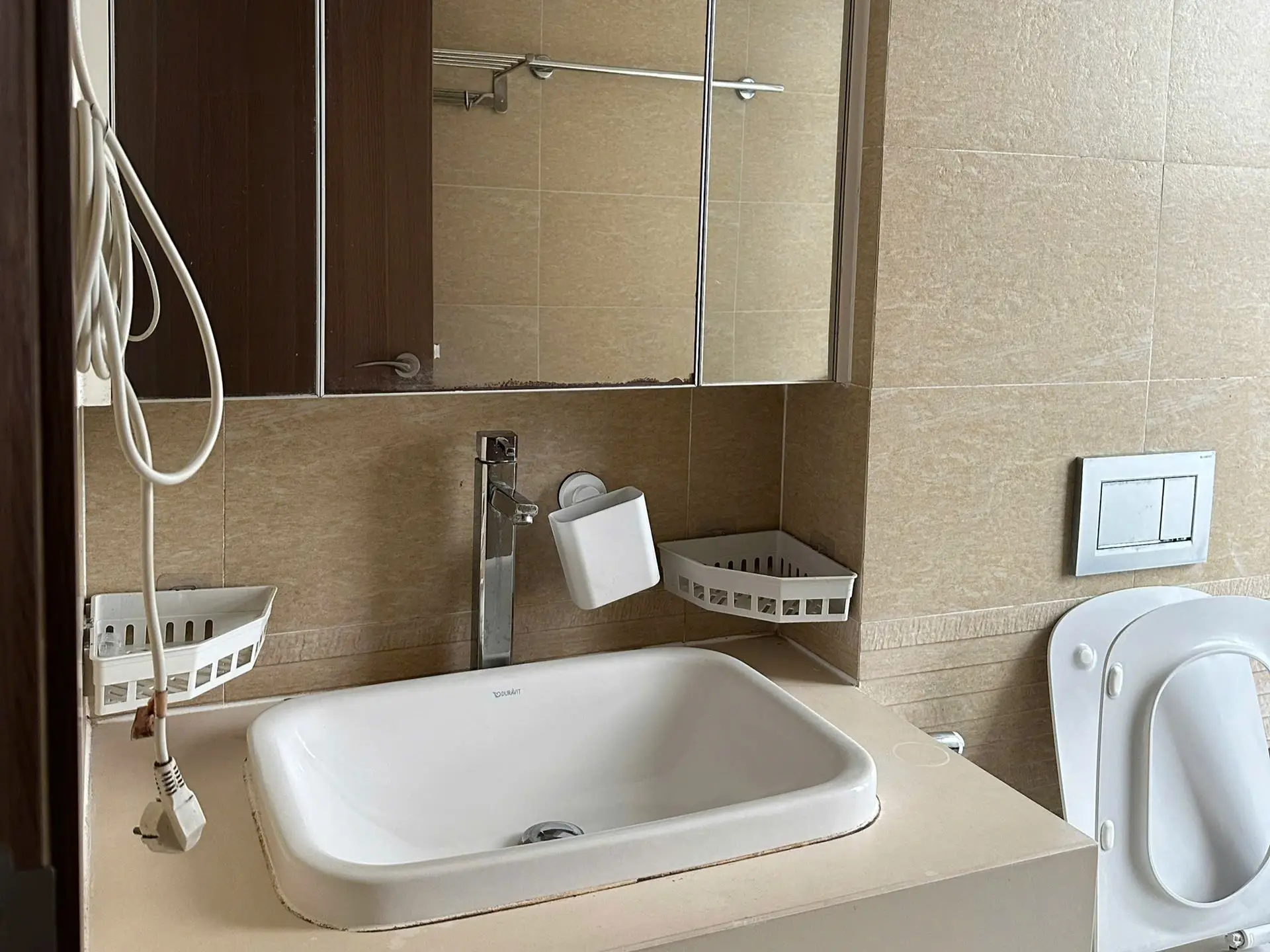 Vinhome Metropolis M1 20F_ toilet