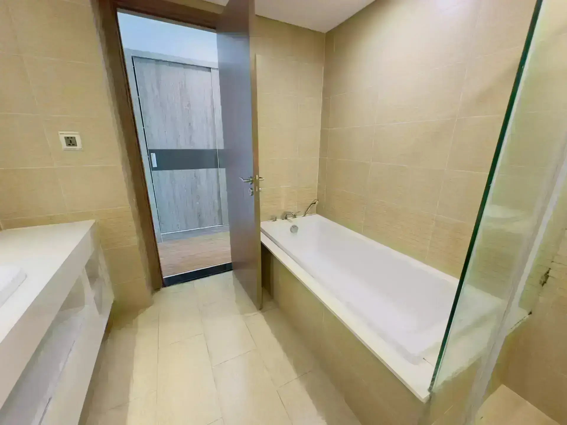 Vinhomes Metropolis M3 37F