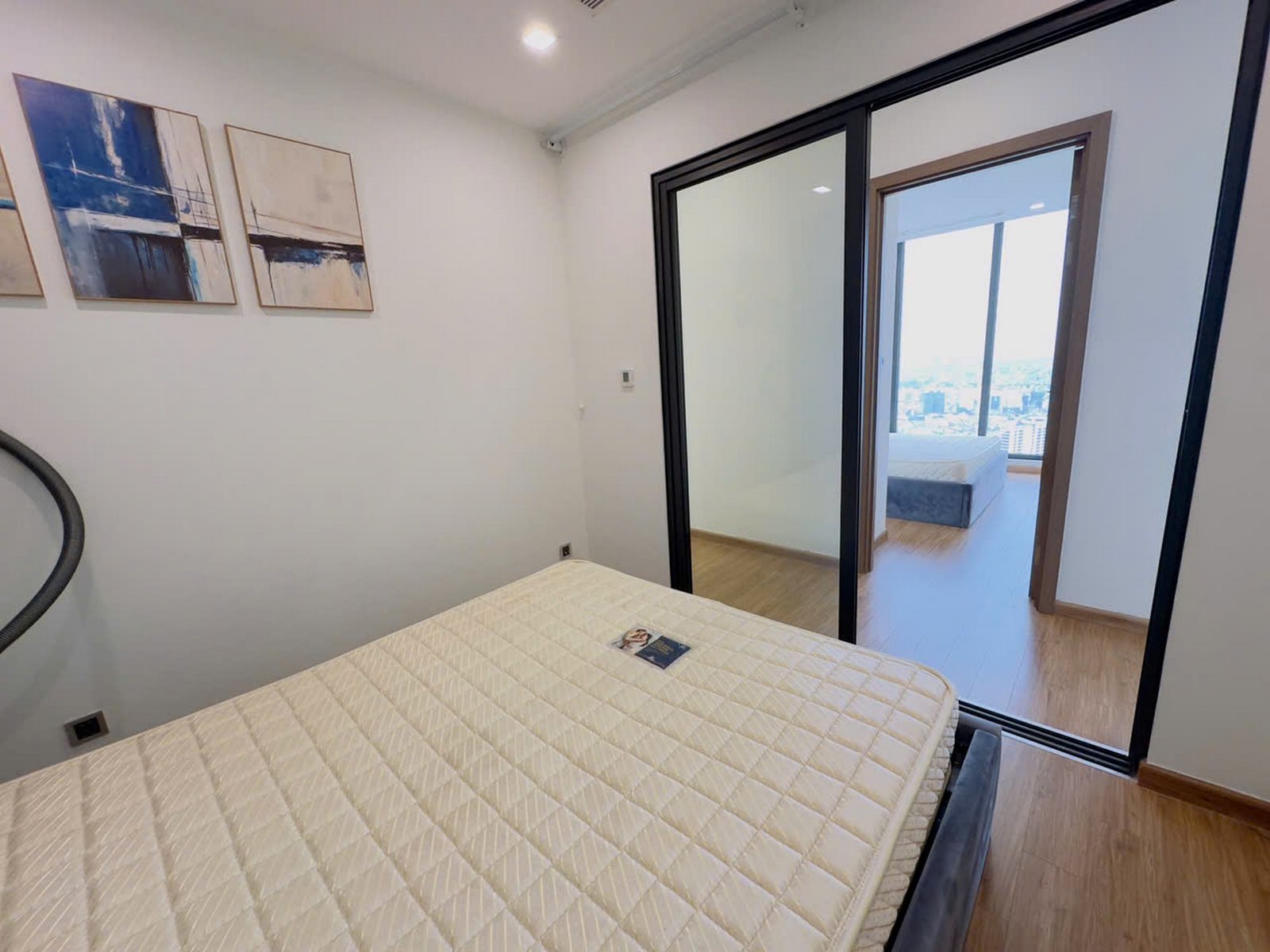 Vinhomes Metropolis M3 37F