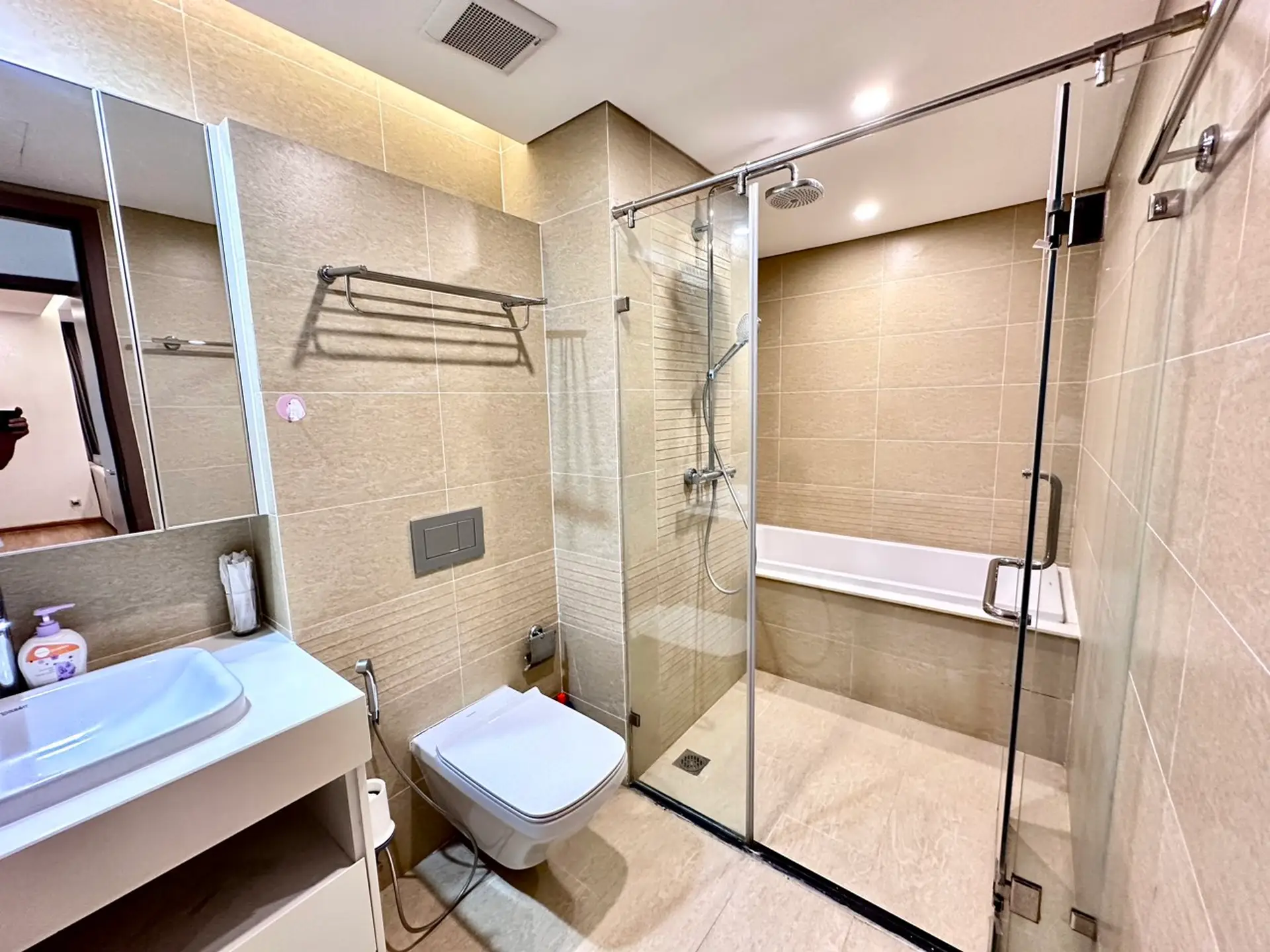 Vinhome Metropolis M2 26F